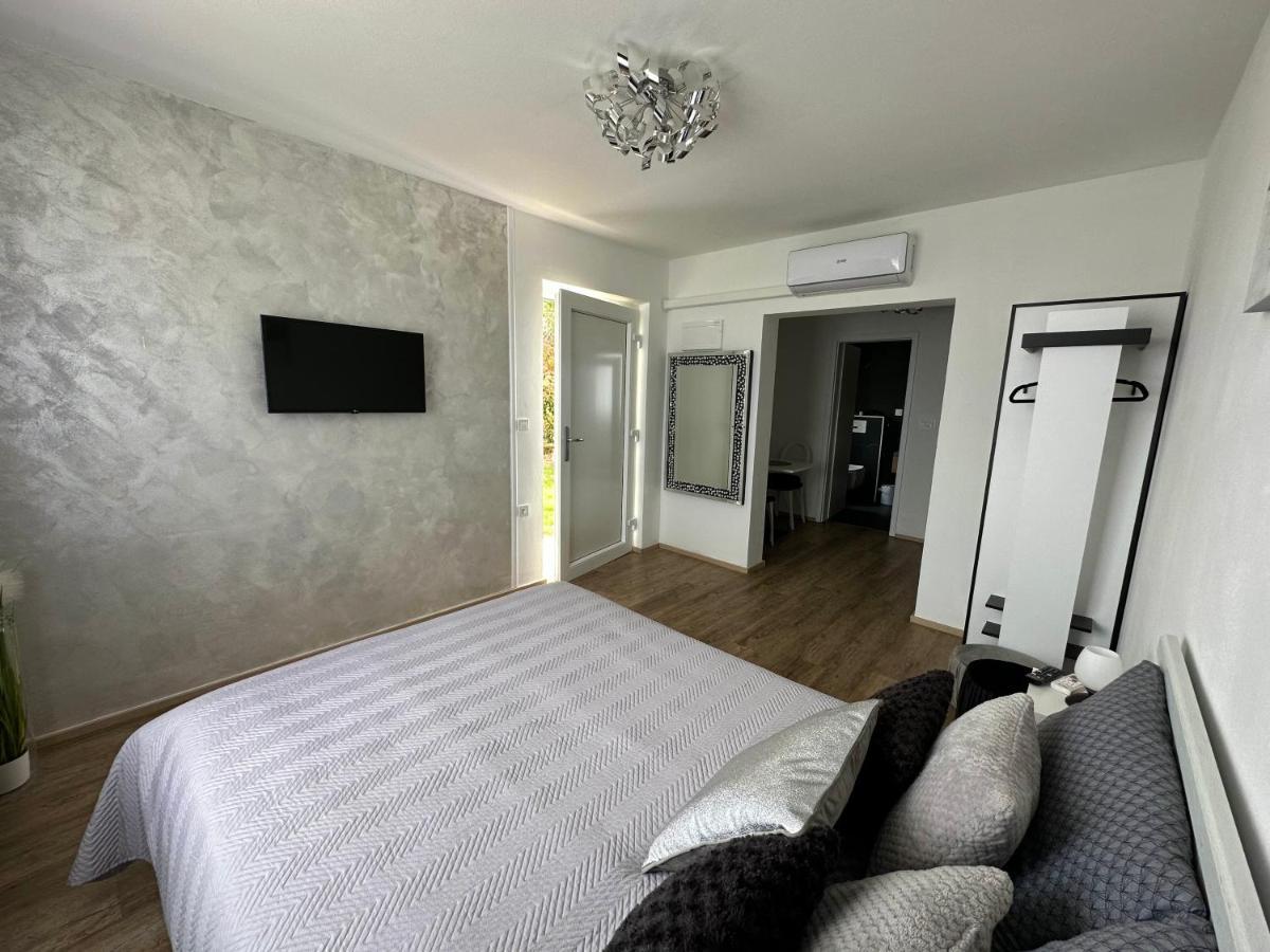 Apartmaji Meli Pu Ізола Екстер'єр фото